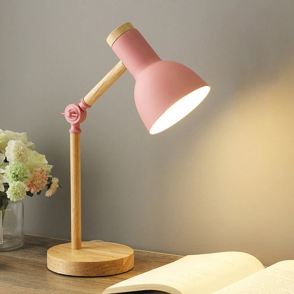 lampe-de-chevet-en-bois