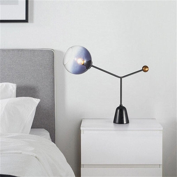 lampe-de-chevet-feutree