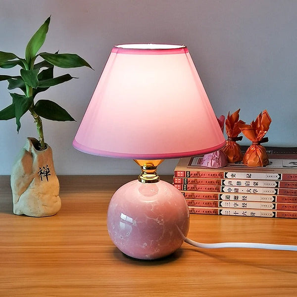 Lampe Rose de Chevet