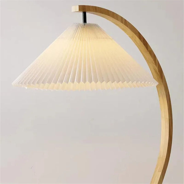 lampadaire-salon-bois