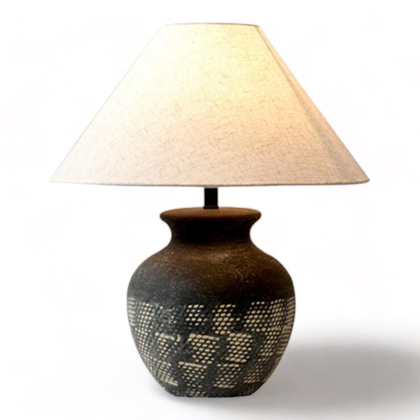 lampe de chevet robuste